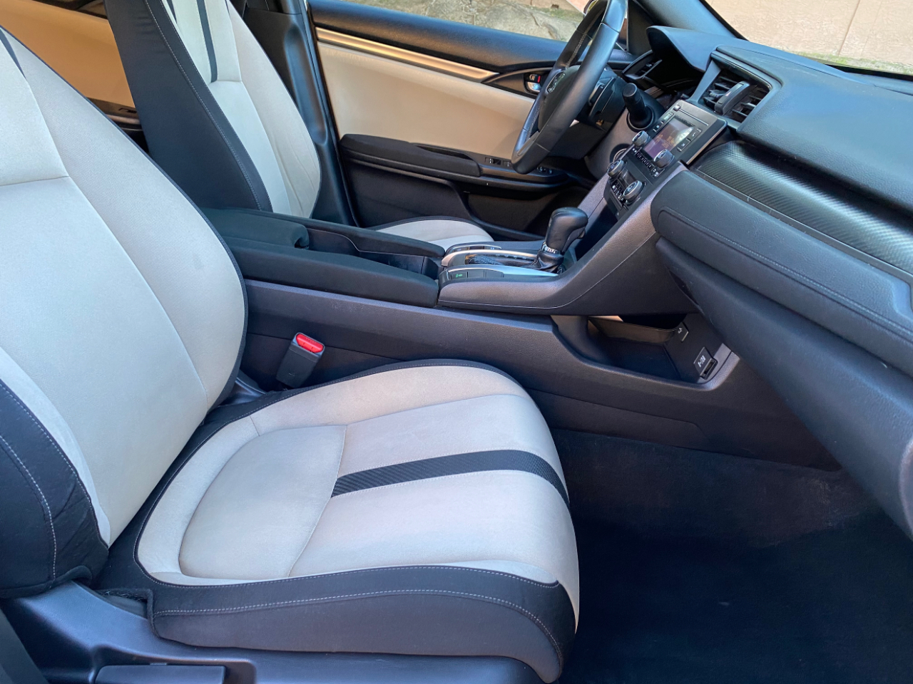 Honda Civic Hatchback Sport CVT 2017