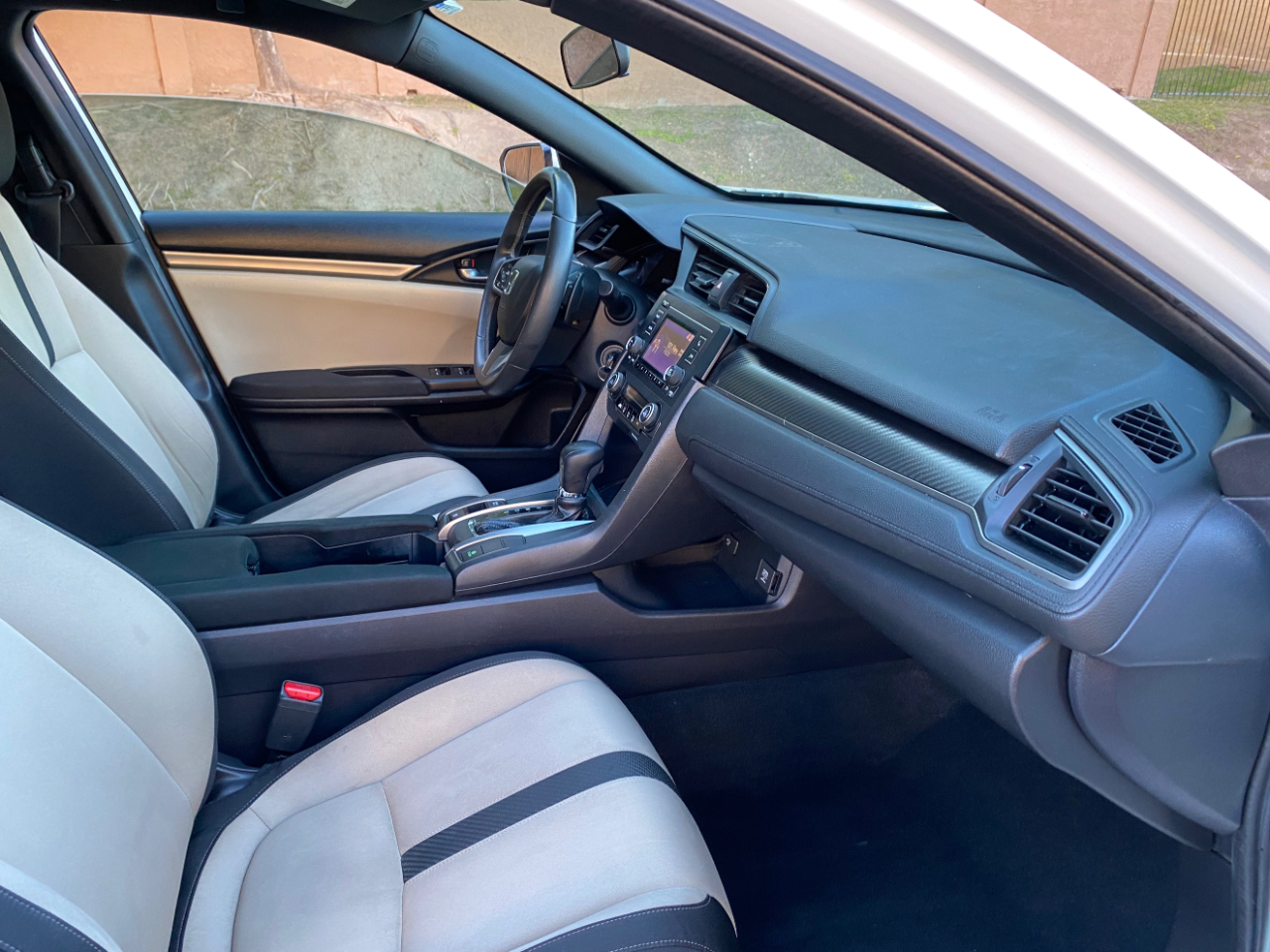 Honda Civic Hatchback Sport CVT 2017