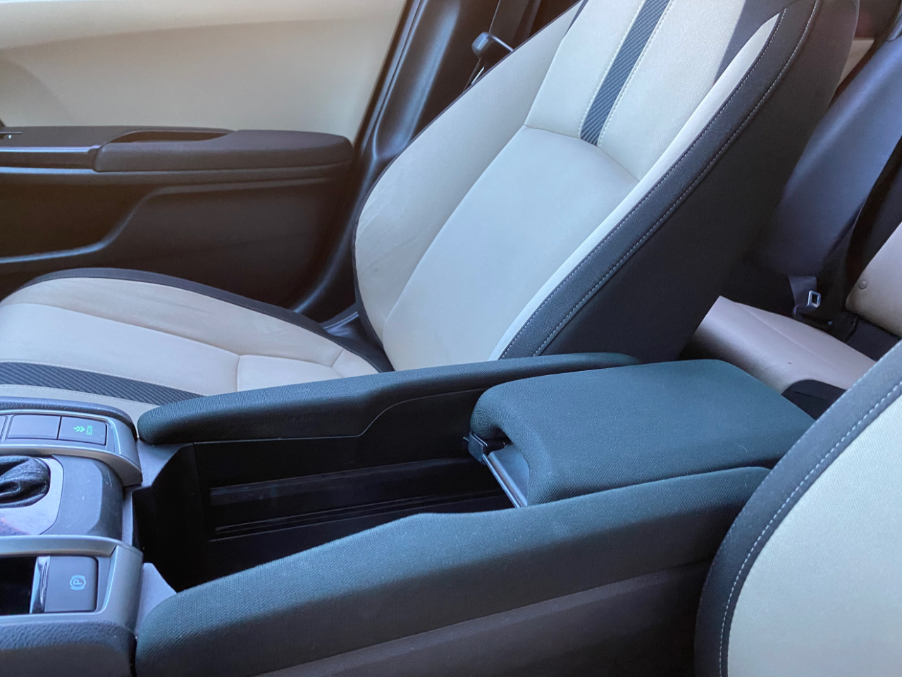 Honda Civic Hatchback Sport CVT 2017