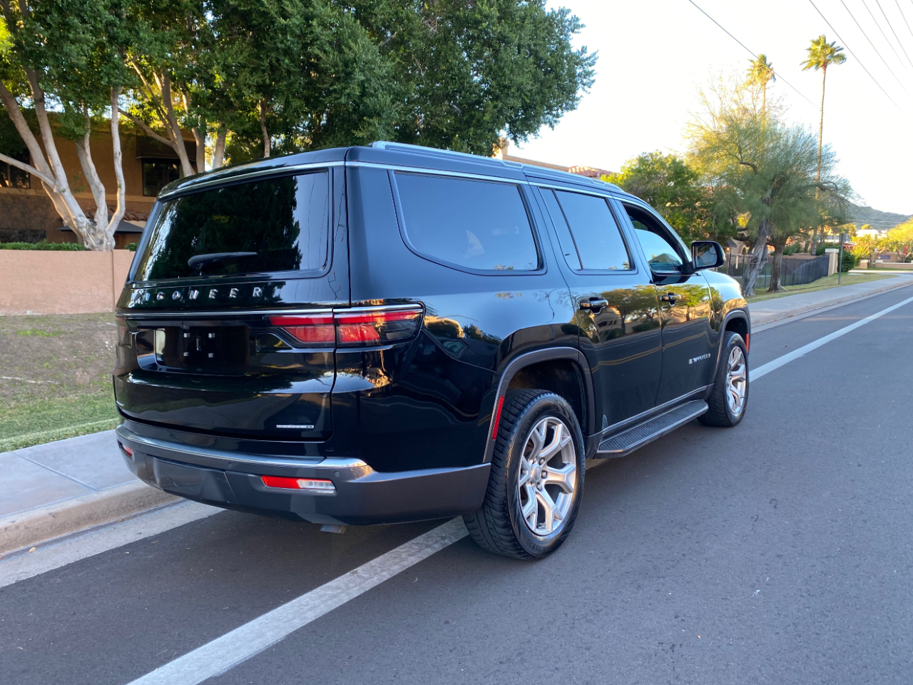 Jeep Wagoneer Series II 4x4 2022