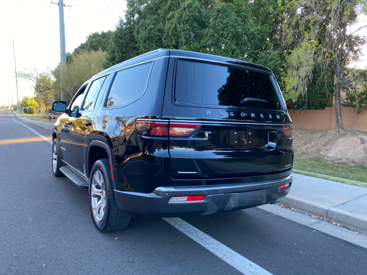 Jeep Wagoneer Series II 4x4 2022