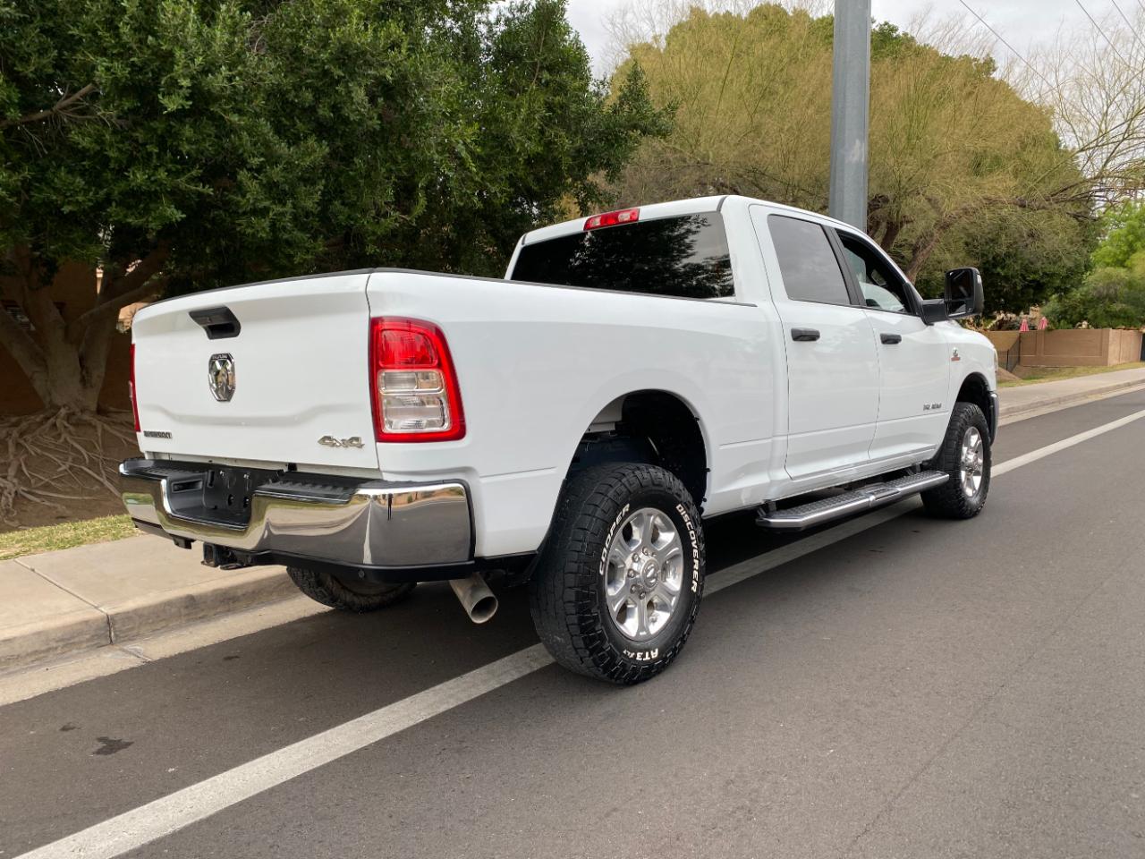 RAM 2500 Big Horn 4x4 Crew Cab 6'4" Box 2024