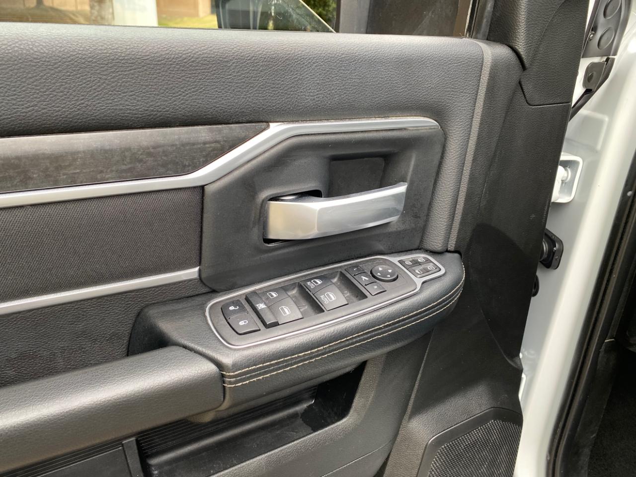 RAM 2500 Big Horn 4x4 Crew Cab 6'4" Box 2024