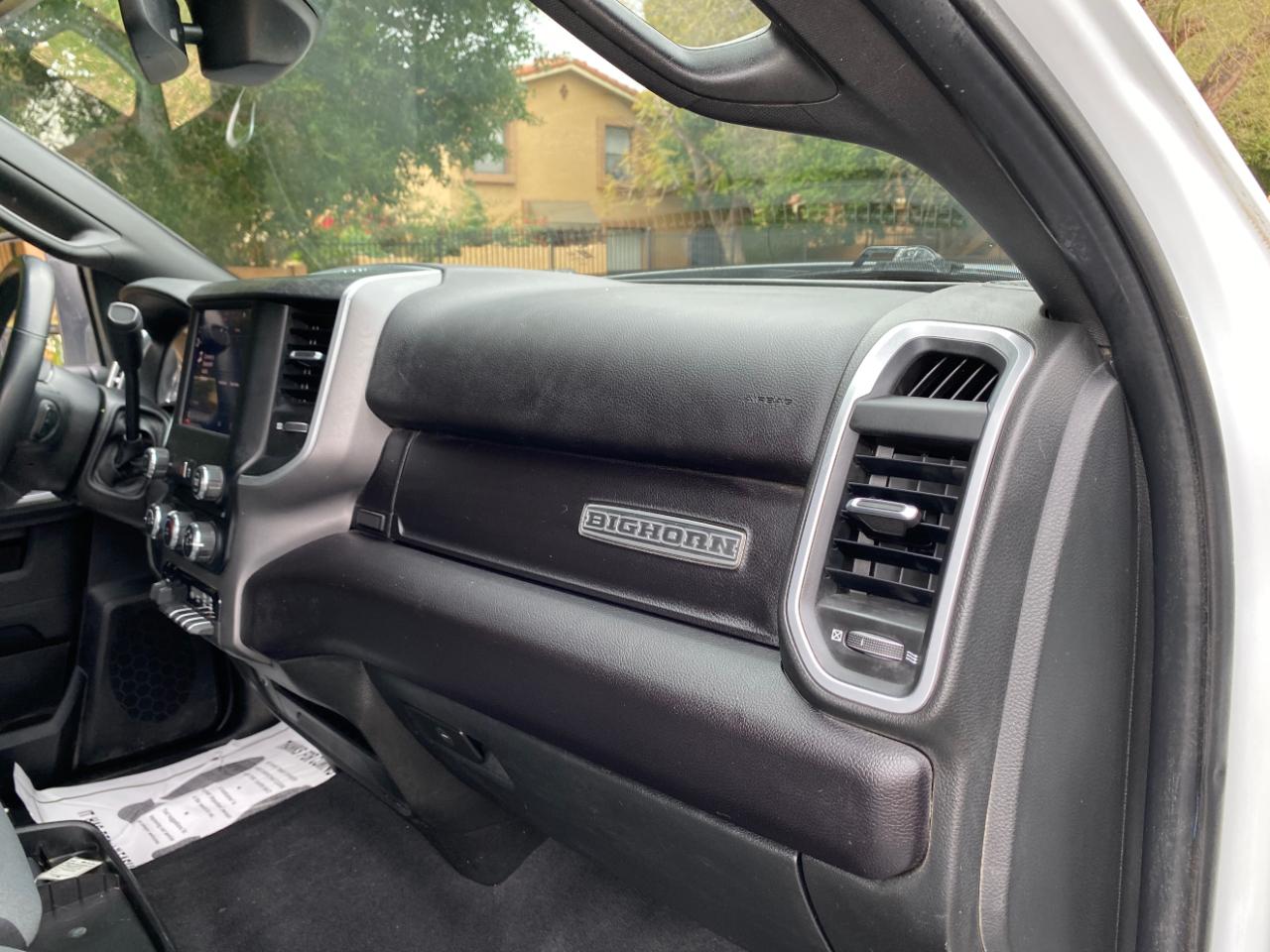 RAM 2500 Big Horn 4x4 Crew Cab 6'4" Box 2024