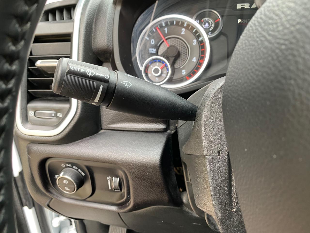 RAM 2500 Big Horn 4x4 Crew Cab 6'4" Box 2024