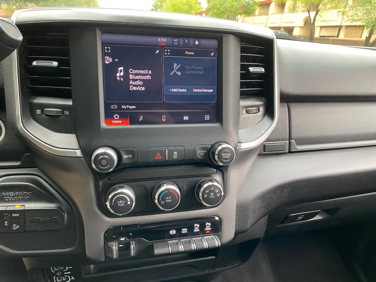 RAM 2500 Big Horn 4x4 Crew Cab 6'4" Box 2024