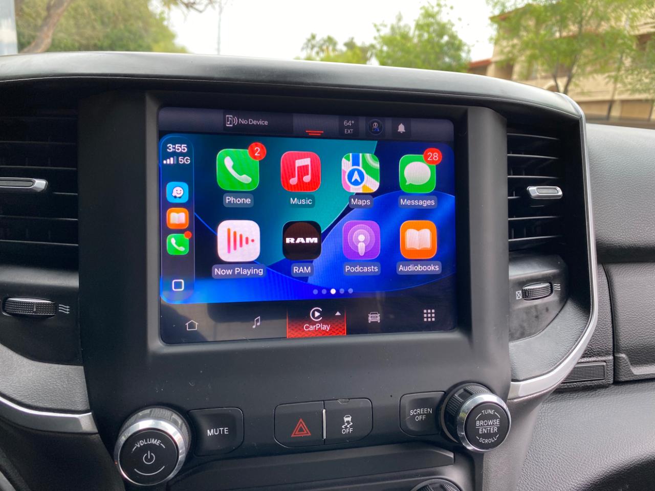 RAM 2500 Big Horn 4x4 Crew Cab 6'4" Box 2024