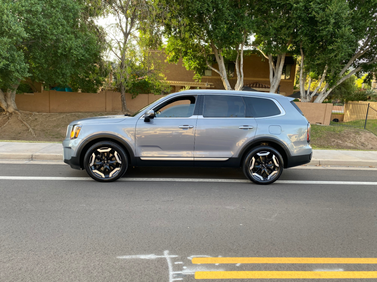 Kia Telluride EX FWD 2024