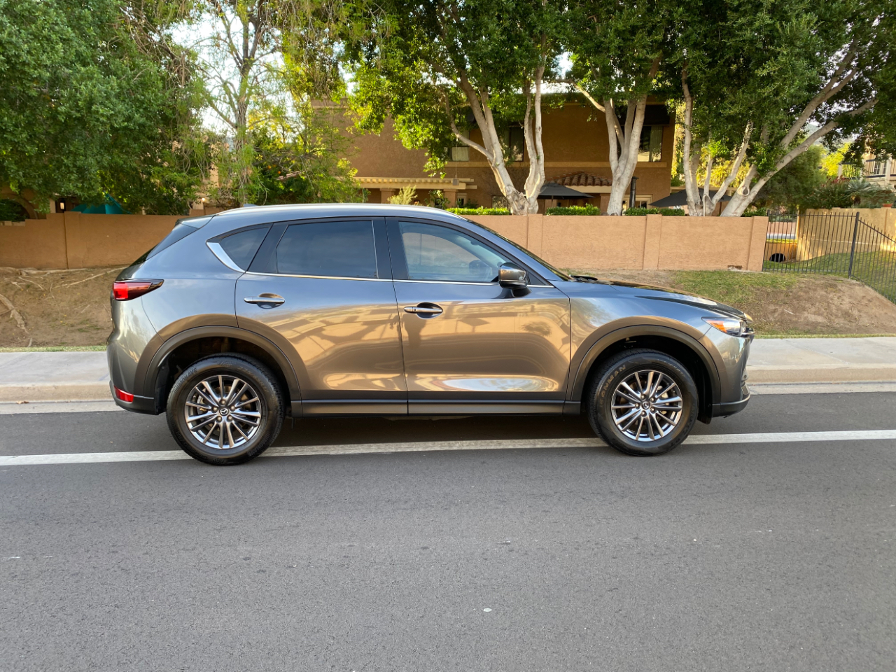 Mazda CX-5 Touring FWD 2020