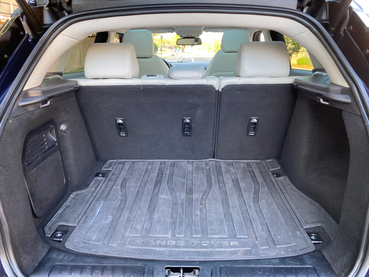 Land Rover Range Rover Evoque 5 Door SE Premium 2018