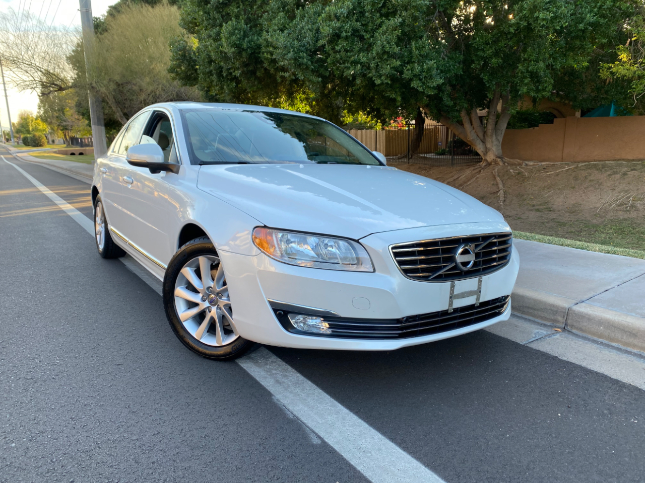 Volvo S80 4dr Sdn T5 Drive-E Platinum FWD 2015
