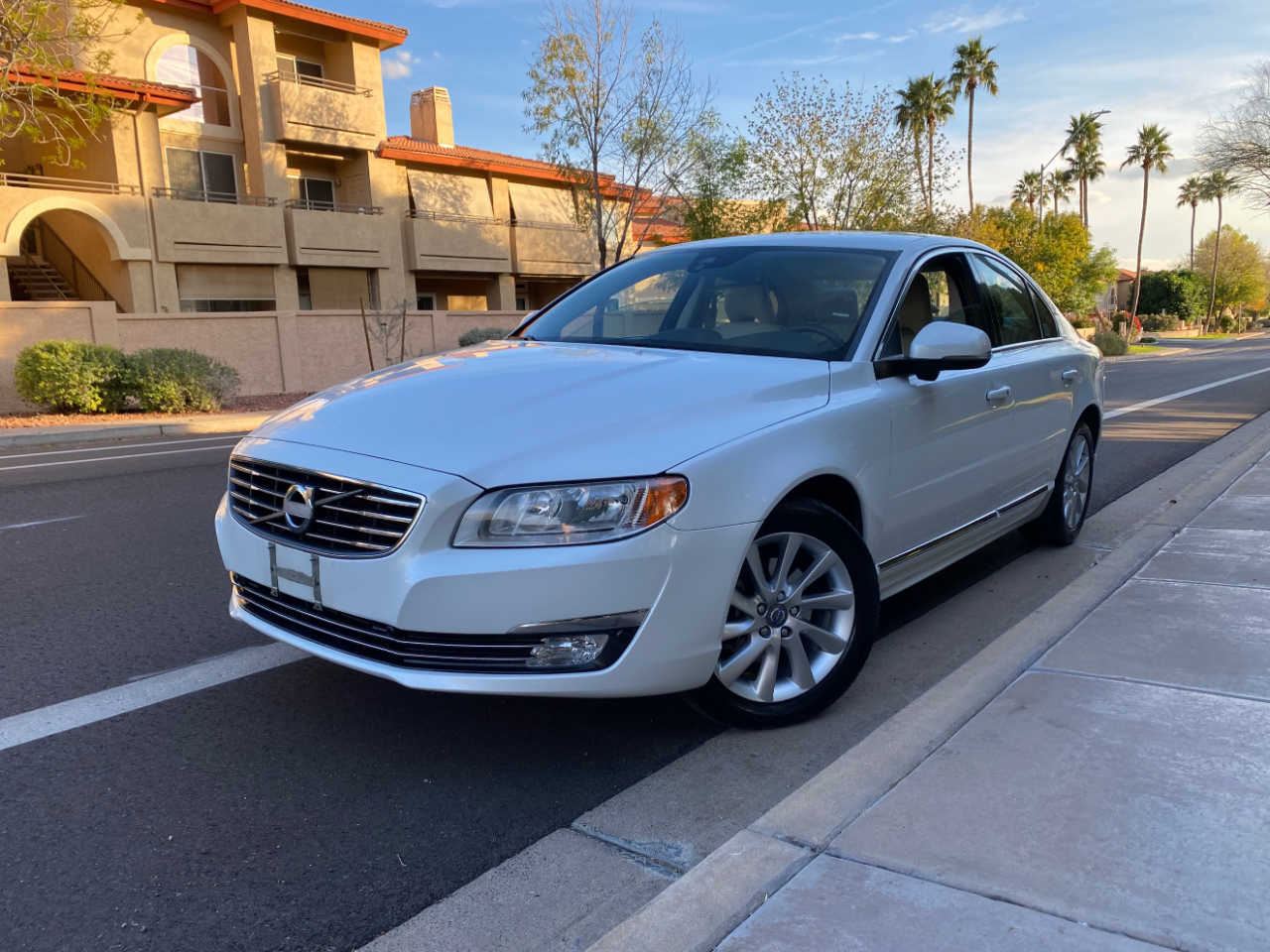 Volvo S80 4dr Sdn T5 Drive-E Platinum FWD 2015