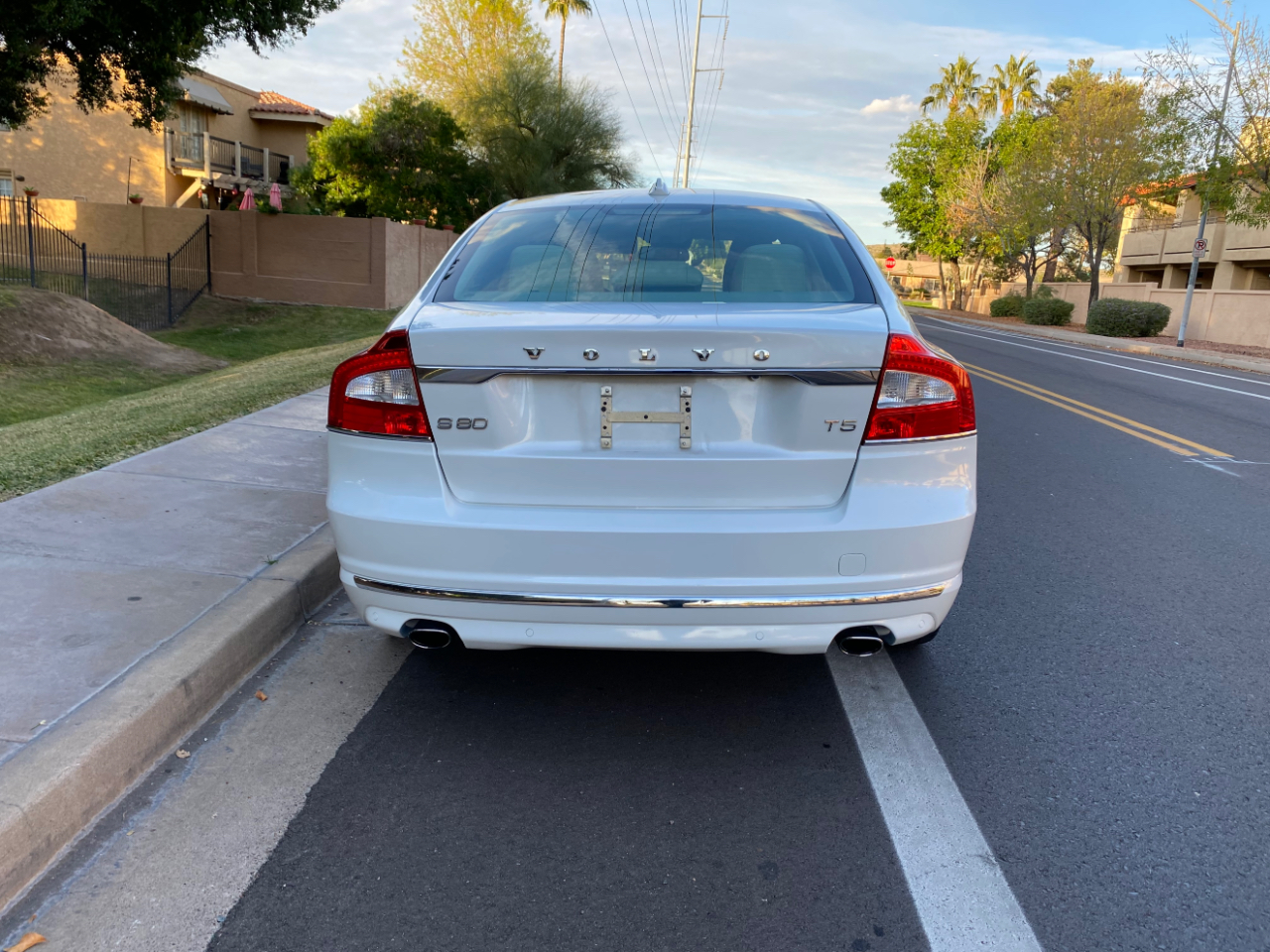 Volvo S80 4dr Sdn T5 Drive-E Platinum FWD 2015