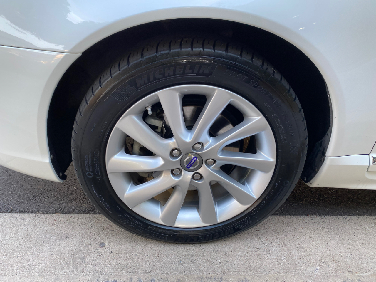 Volvo S80 4dr Sdn T5 Drive-E Platinum FWD 2015