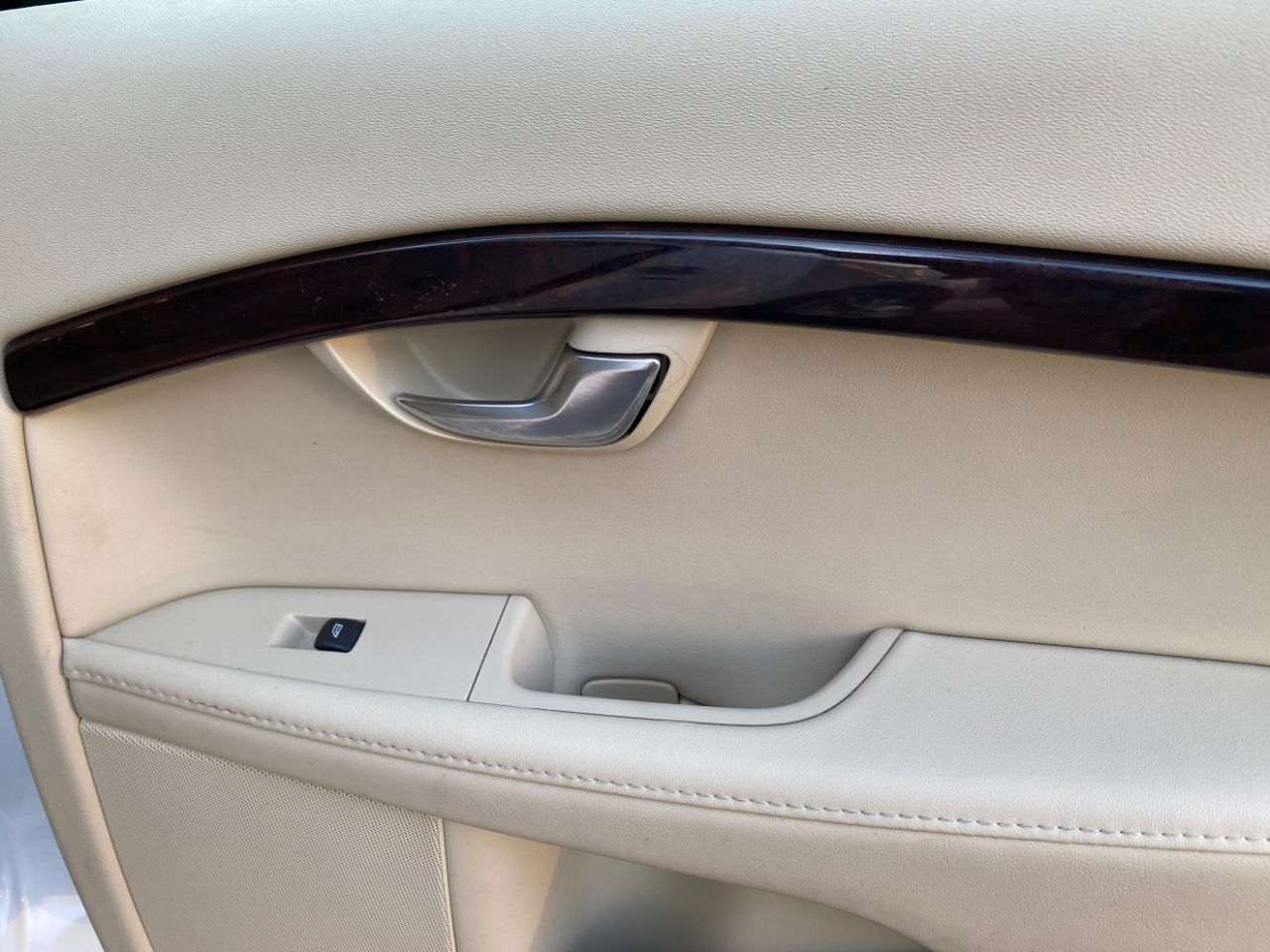 Volvo S80 4dr Sdn T5 Drive-E Platinum FWD 2015