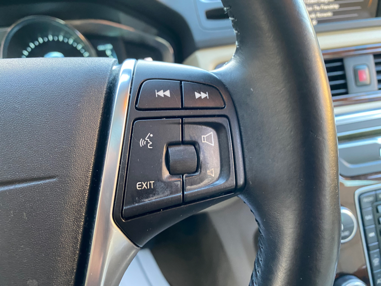 Volvo S80 4dr Sdn T5 Drive-E Platinum FWD 2015