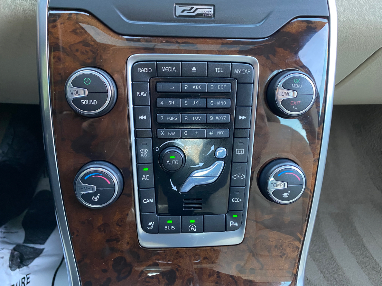 Volvo S80 4dr Sdn T5 Drive-E Platinum FWD 2015