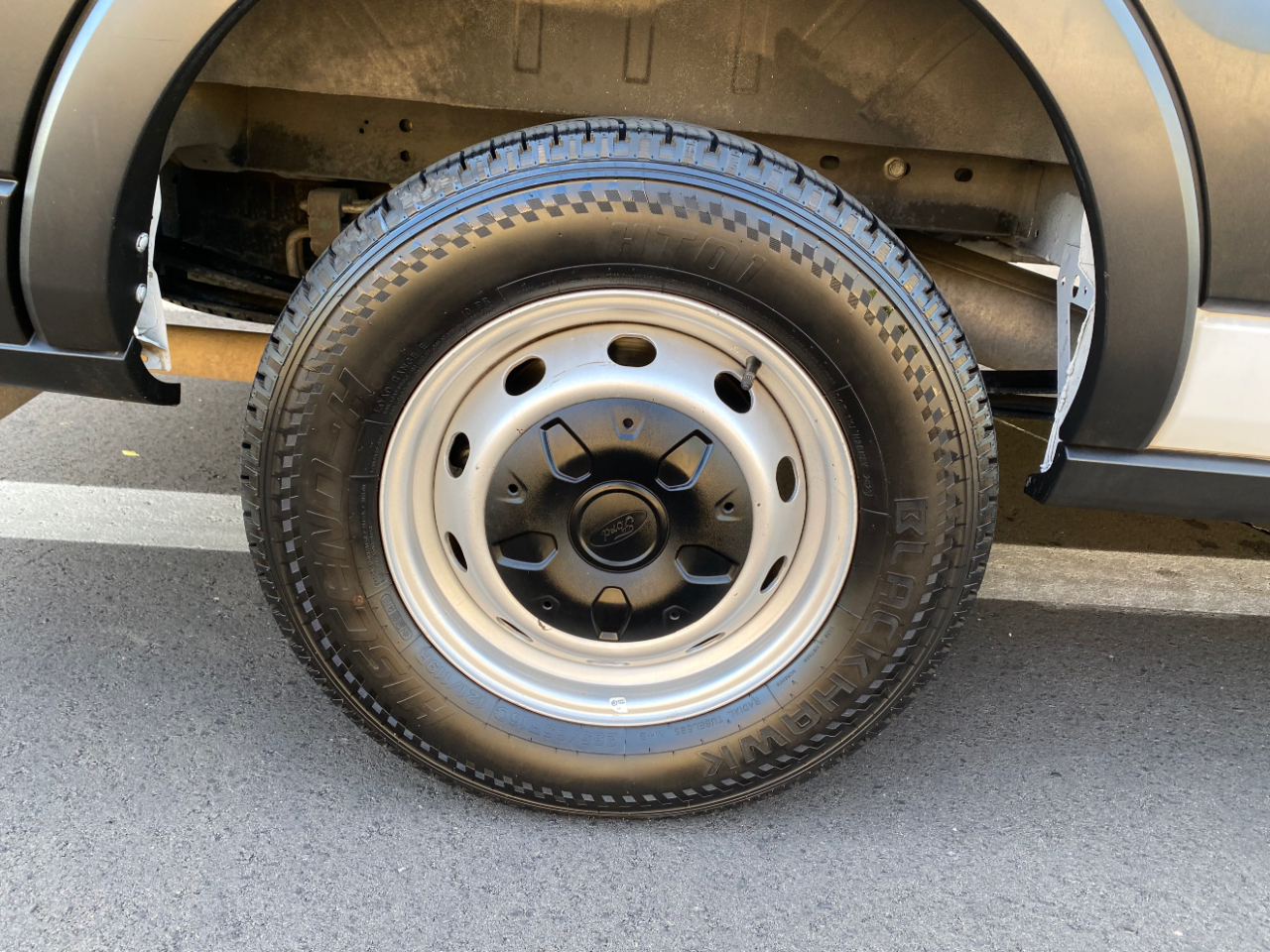 Ford Transit Cargo Van T-250 130" Med Rf 9070 GVWR RWD 2020