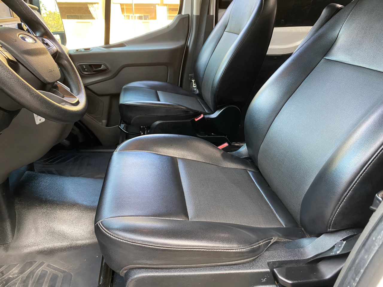 Ford Transit Cargo Van T-250 130" Med Rf 9070 GVWR RWD 2020