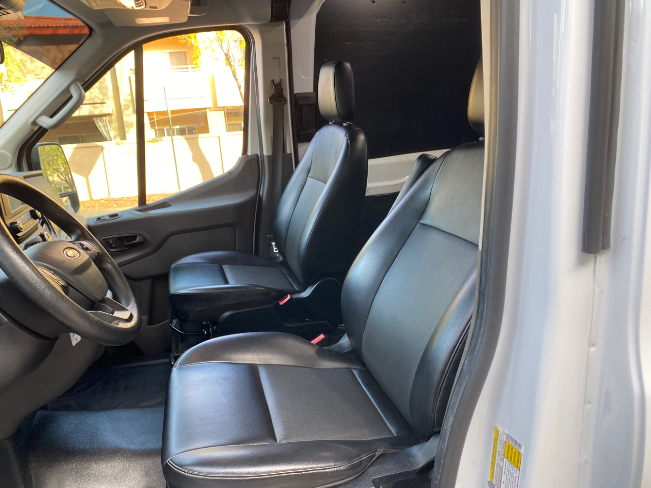 Ford Transit Cargo Van T-250 130" Med Rf 9070 GVWR RWD 2020