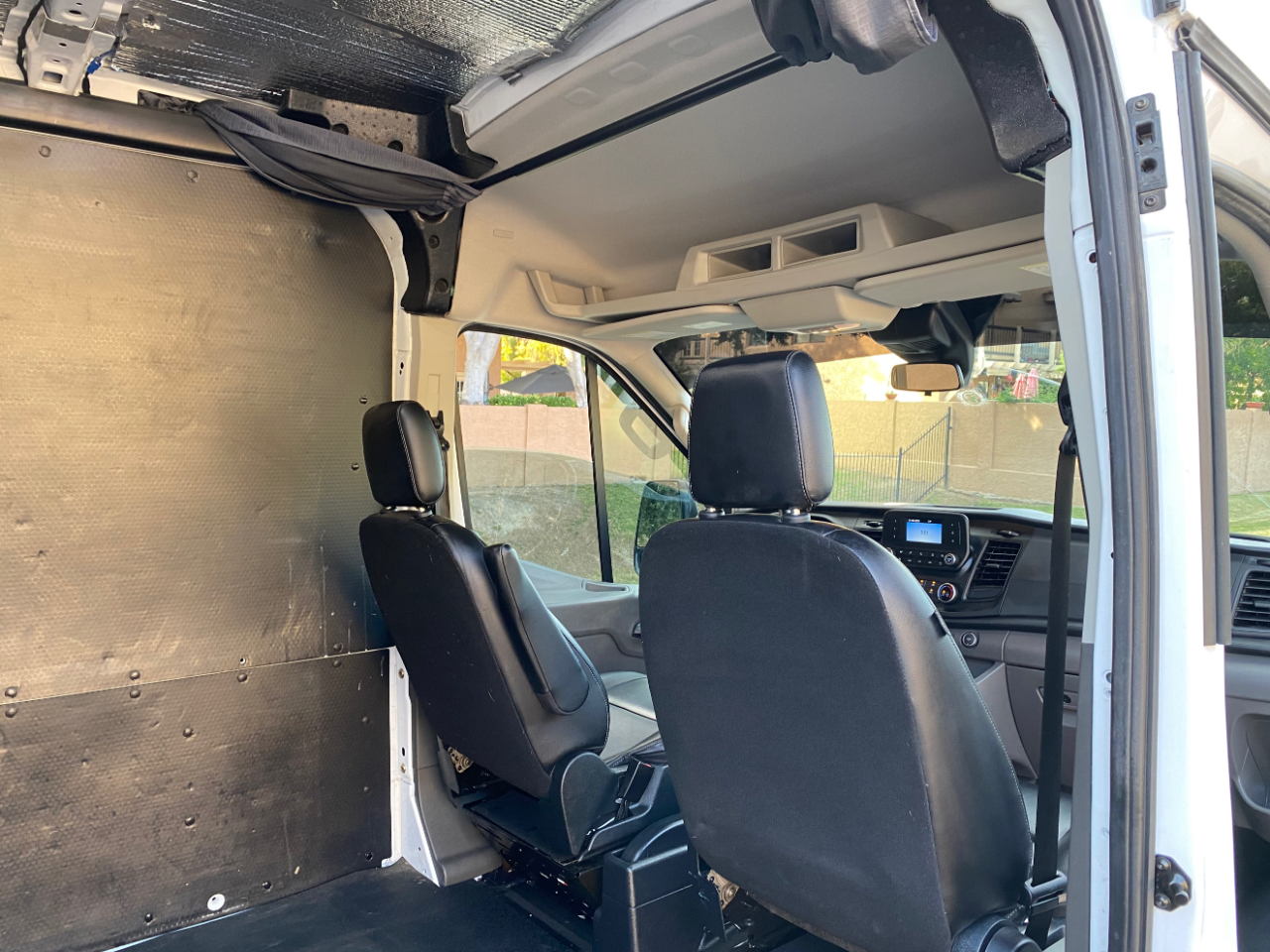 Ford Transit Cargo Van T-250 130" Med Rf 9070 GVWR RWD 2020