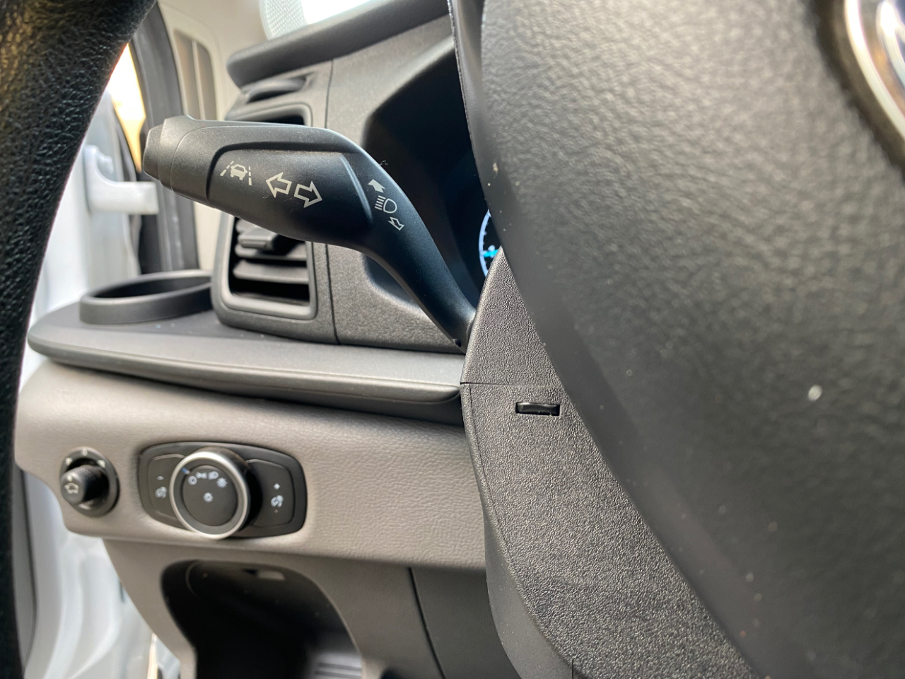 Ford Transit Cargo Van T-250 130" Med Rf 9070 GVWR RWD 2020