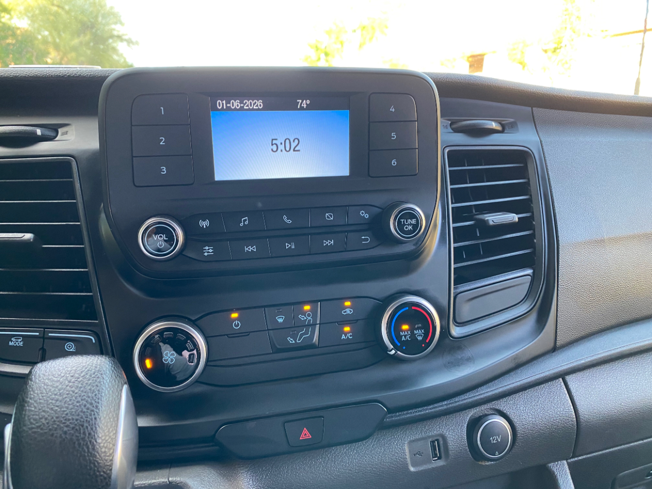 Ford Transit Cargo Van T-250 130" Med Rf 9070 GVWR RWD 2020