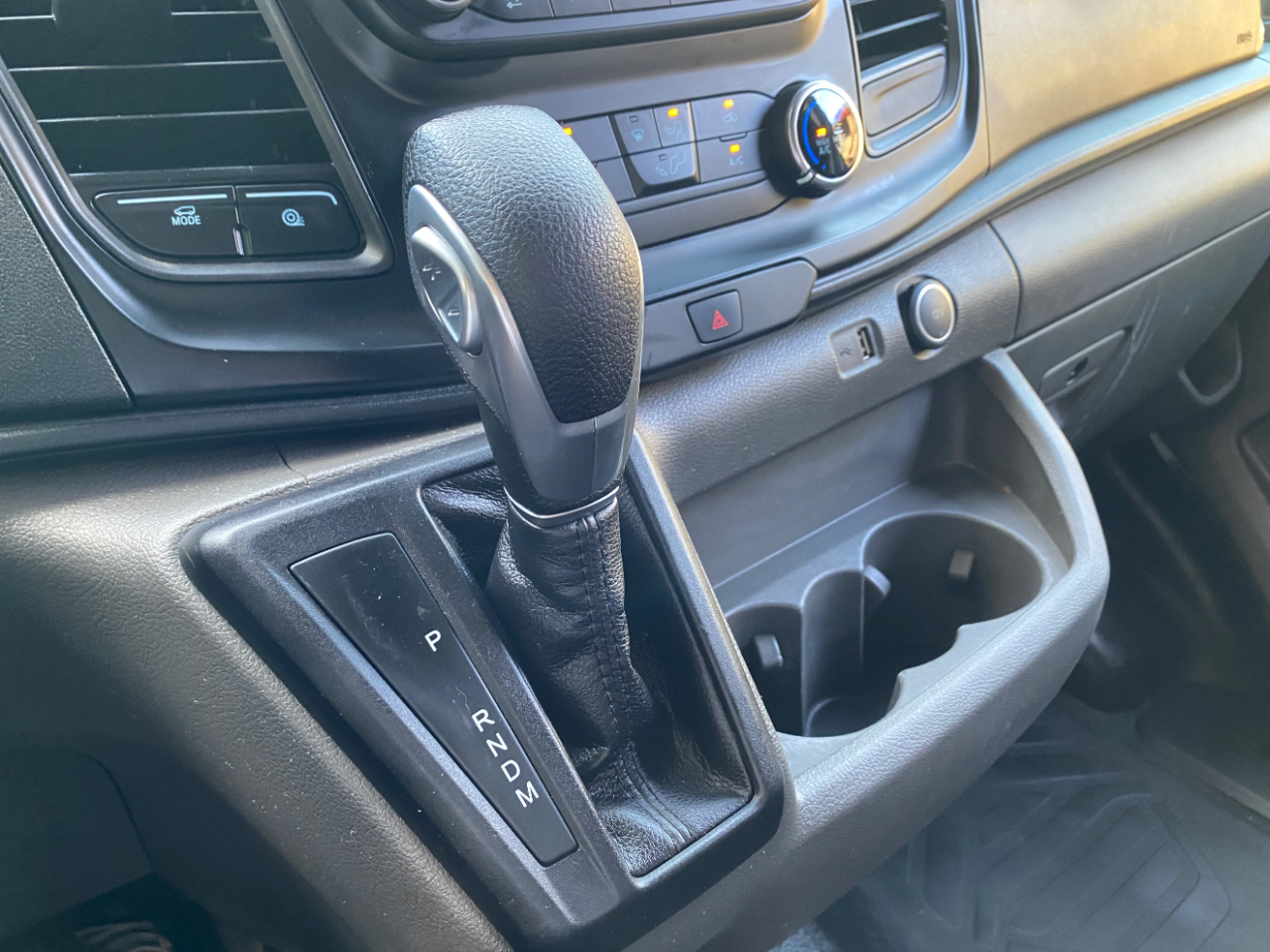 Ford Transit Cargo Van T-250 130" Med Rf 9070 GVWR RWD 2020