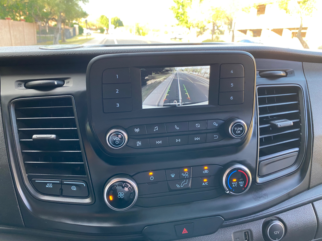 Ford Transit Cargo Van T-250 130" Med Rf 9070 GVWR RWD 2020