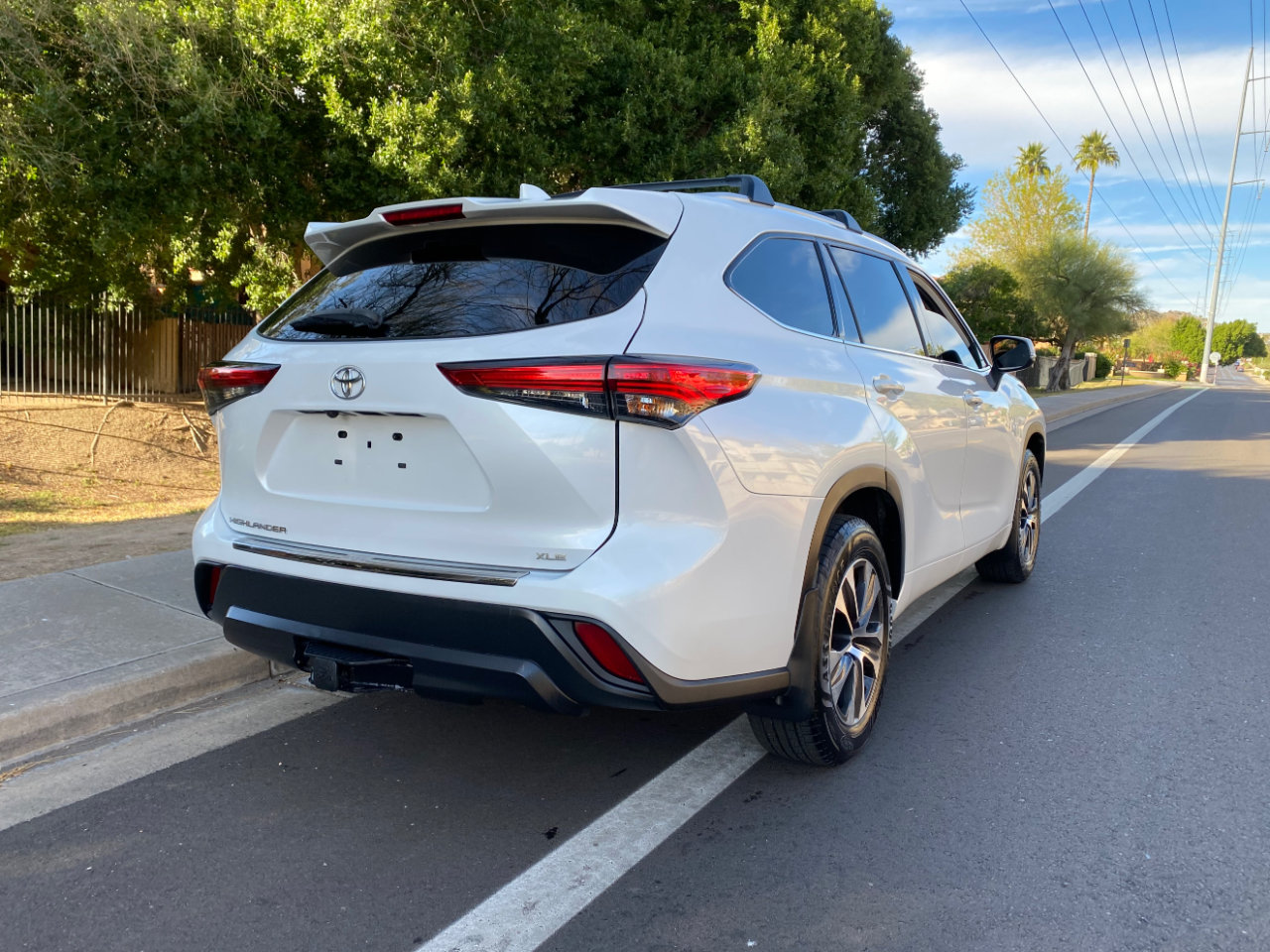 Toyota Highlander XLE FWD (Natl) 2022