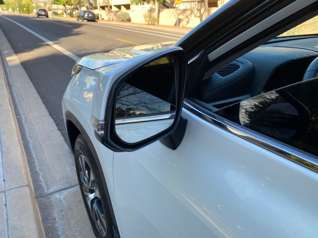 Toyota Highlander XLE FWD (Natl) 2022