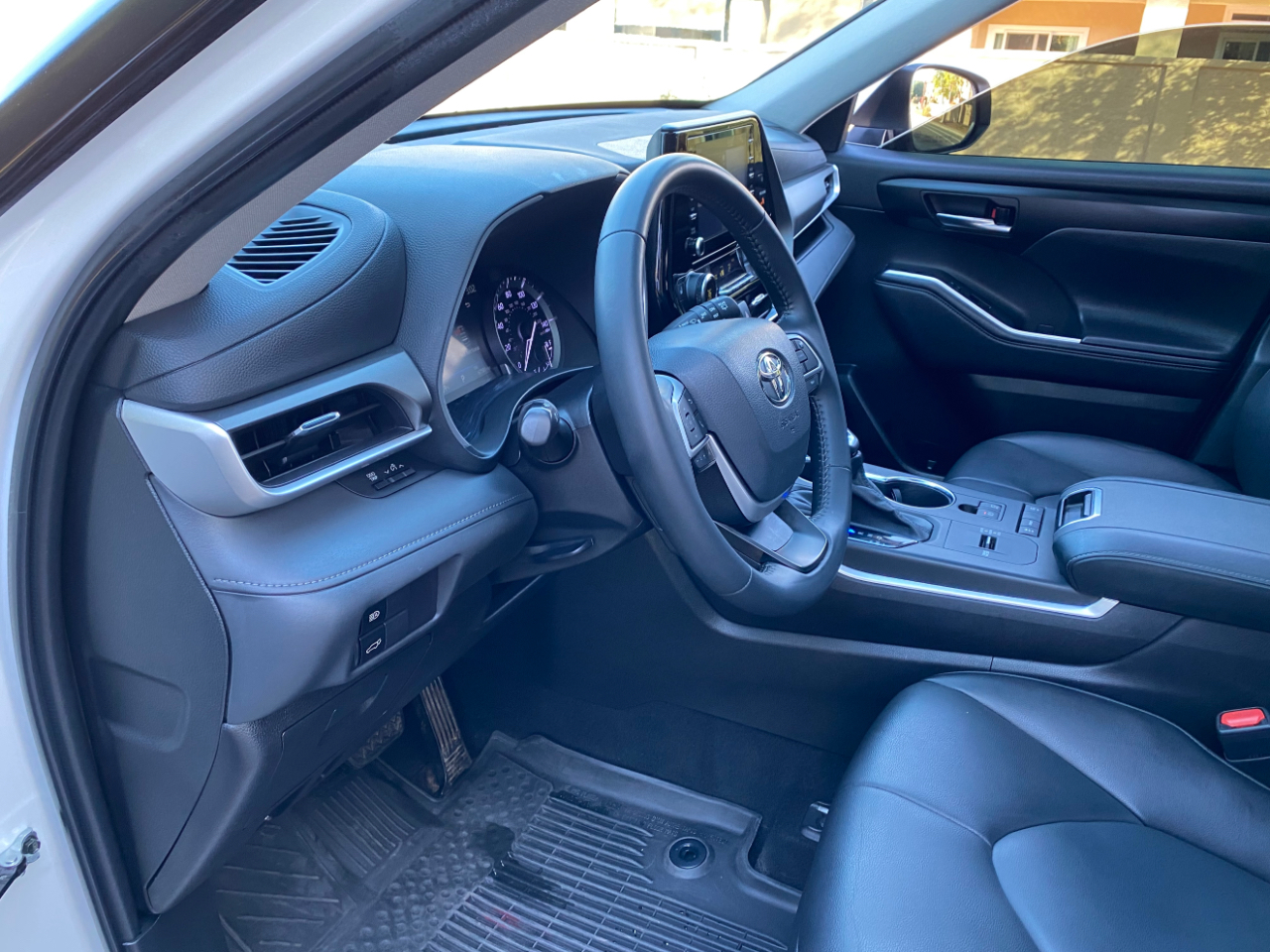 Toyota Highlander XLE FWD (Natl) 2022