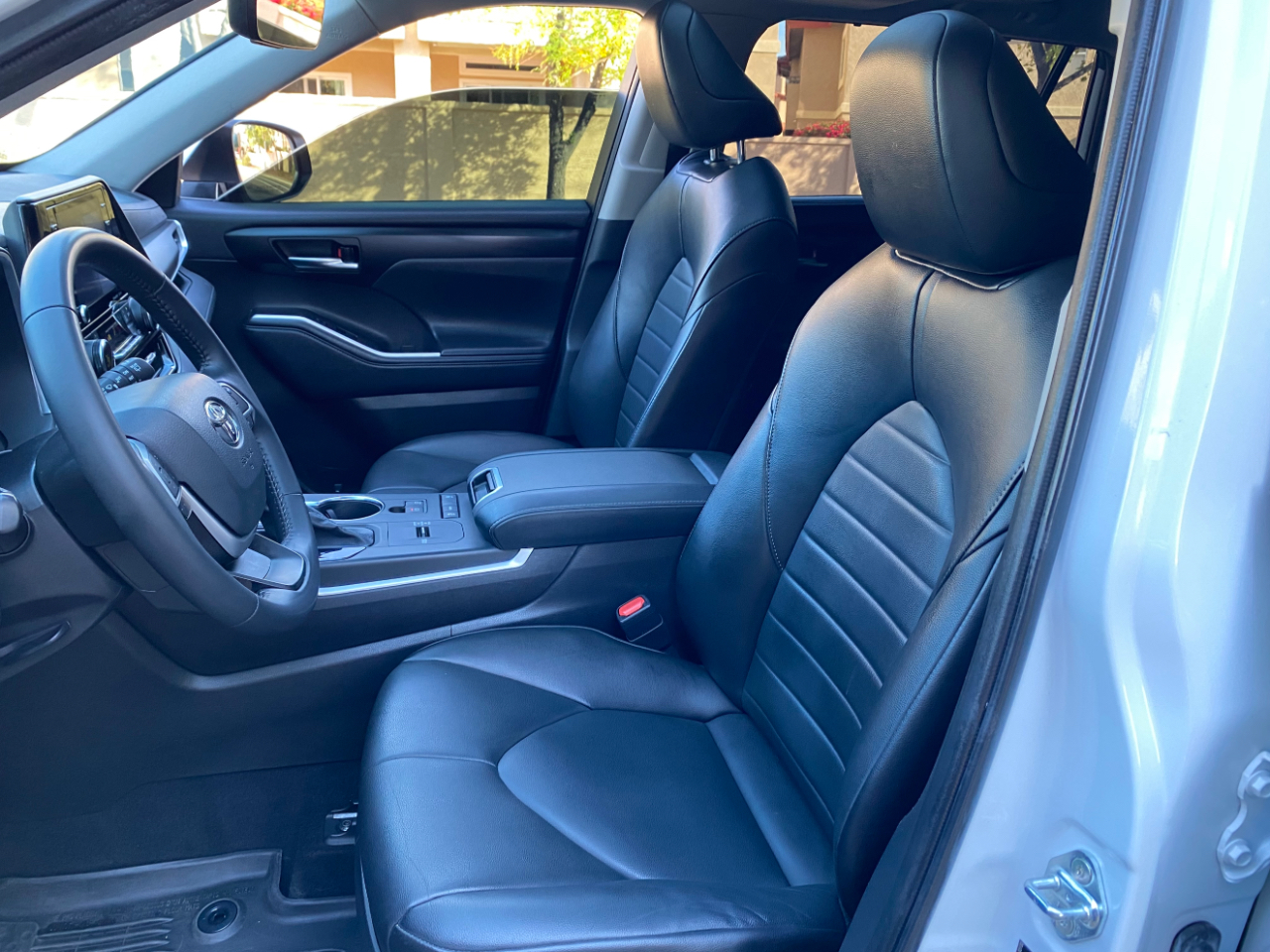 Toyota Highlander XLE FWD (Natl) 2022