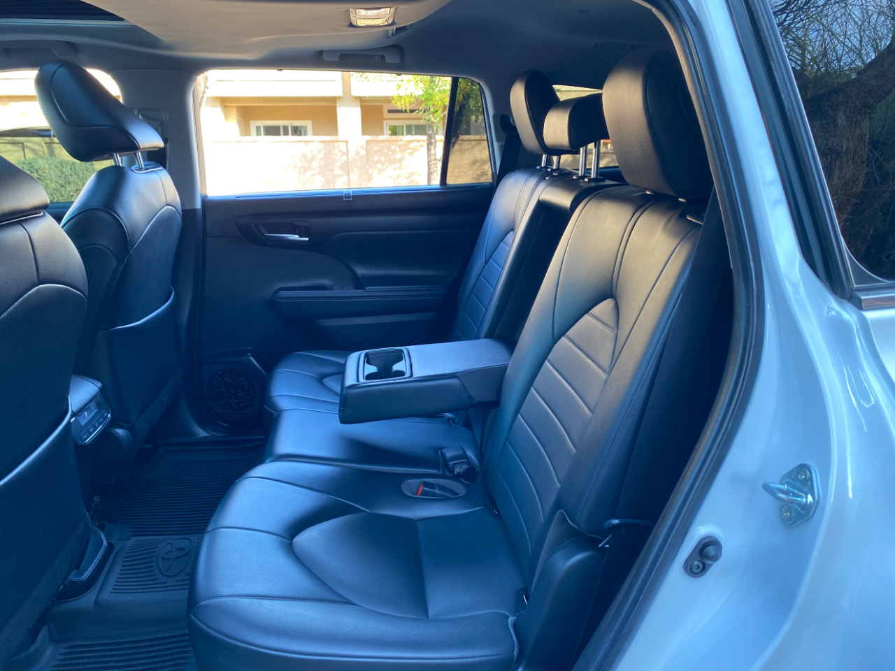 Toyota Highlander XLE FWD (Natl) 2022