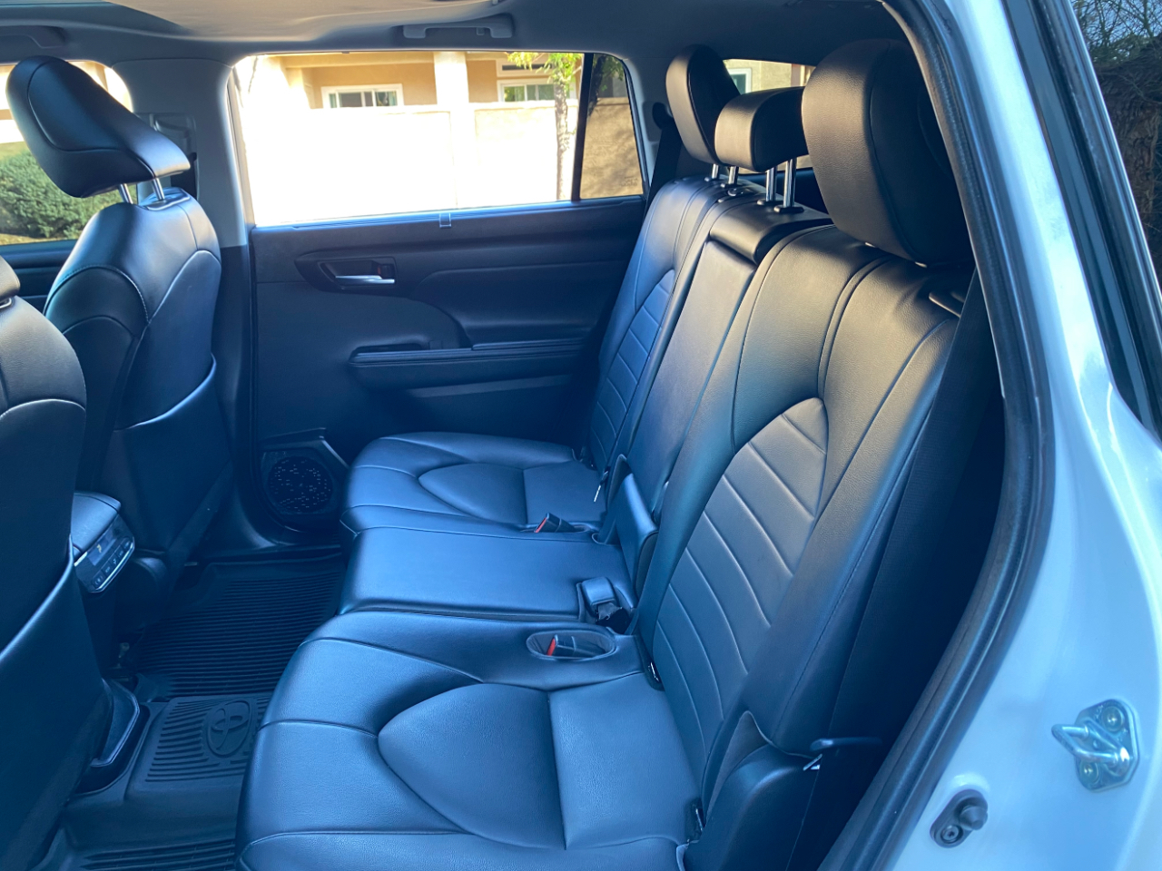 Toyota Highlander XLE FWD (Natl) 2022