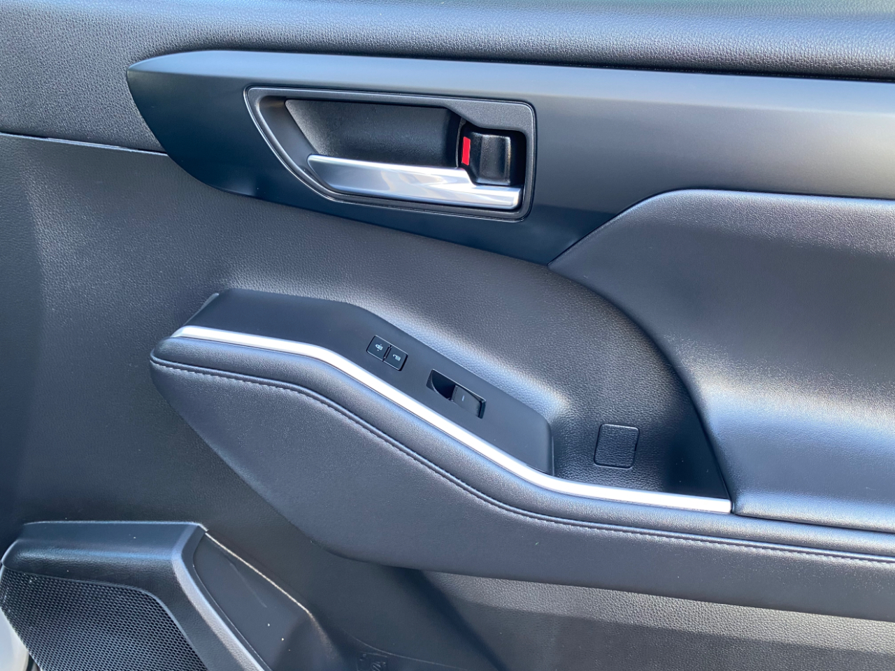 Toyota Highlander XLE FWD (Natl) 2022