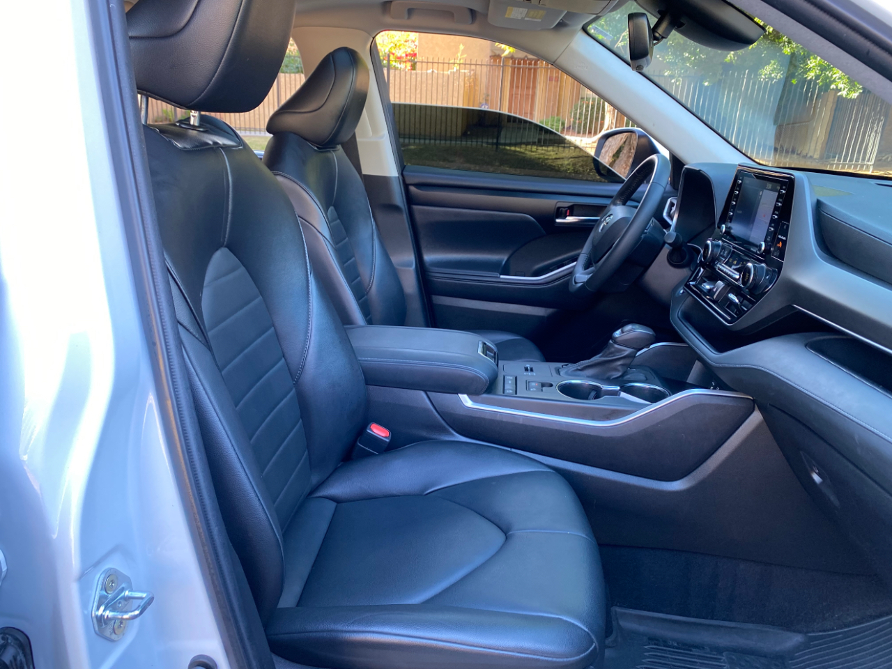 Toyota Highlander XLE FWD (Natl) 2022