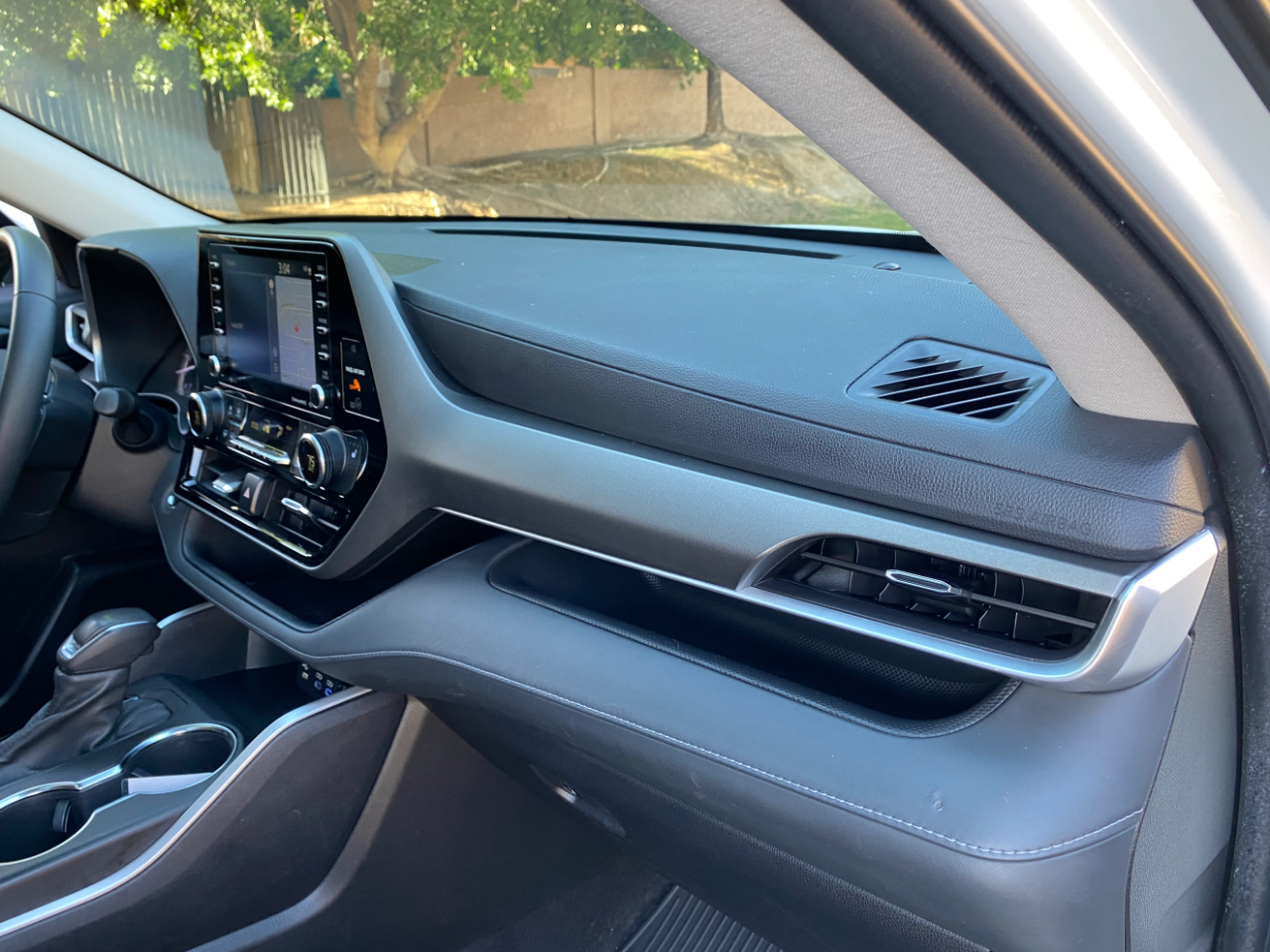 Toyota Highlander XLE FWD (Natl) 2022