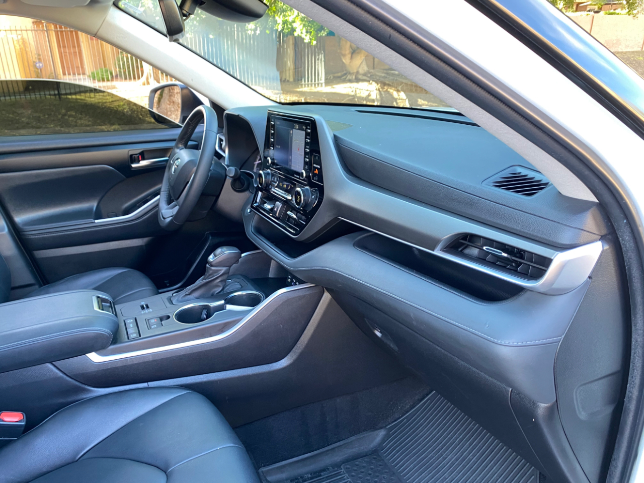 Toyota Highlander XLE FWD (Natl) 2022