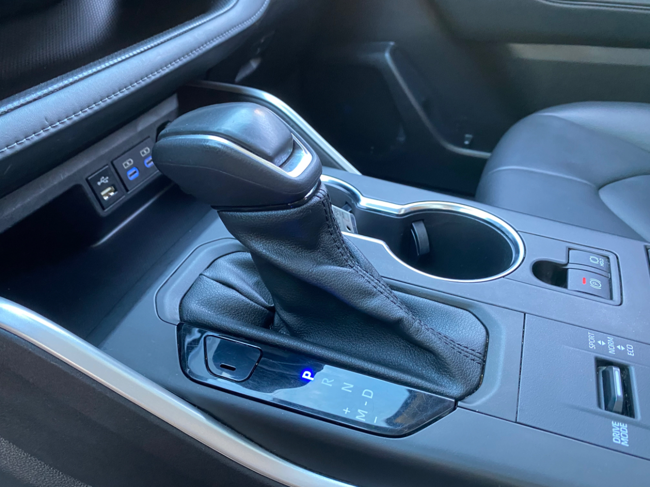 Toyota Highlander XLE FWD (Natl) 2022