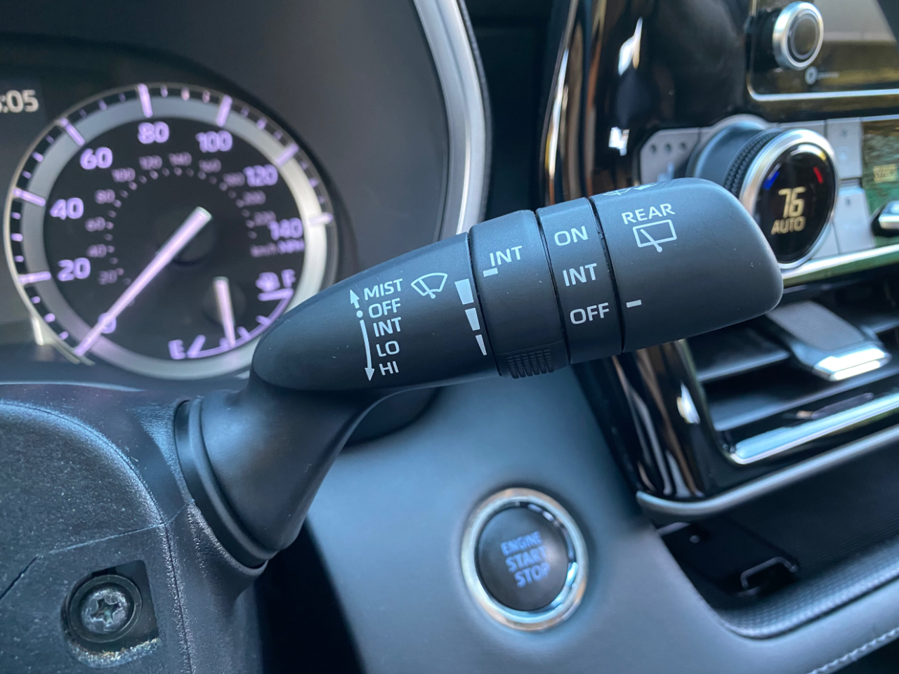 Toyota Highlander XLE FWD (Natl) 2022