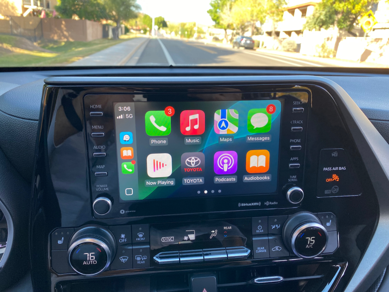 Toyota Highlander XLE FWD (Natl) 2022