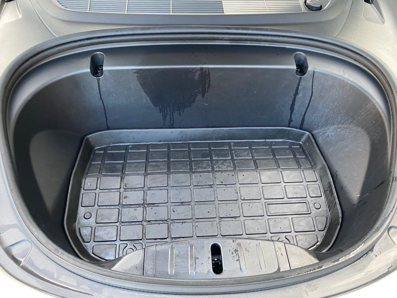 Tesla Model 3 Standard Range RWD 2020