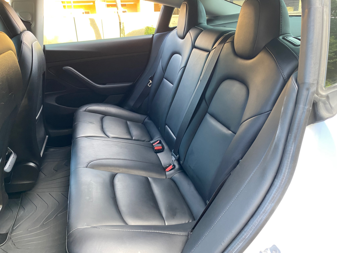 Tesla Model 3 Standard Range RWD 2020