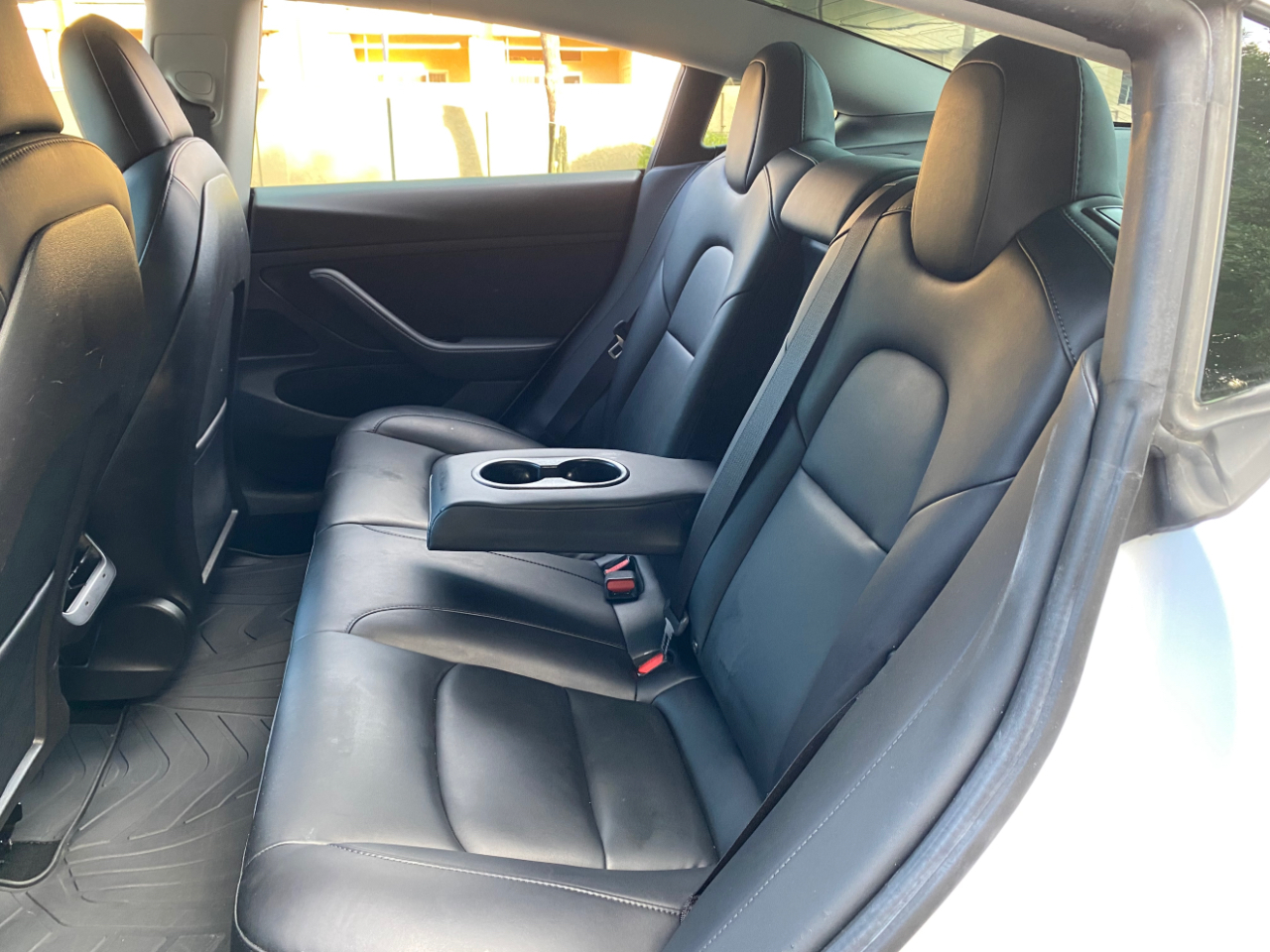 Tesla Model 3 Standard Range RWD 2020