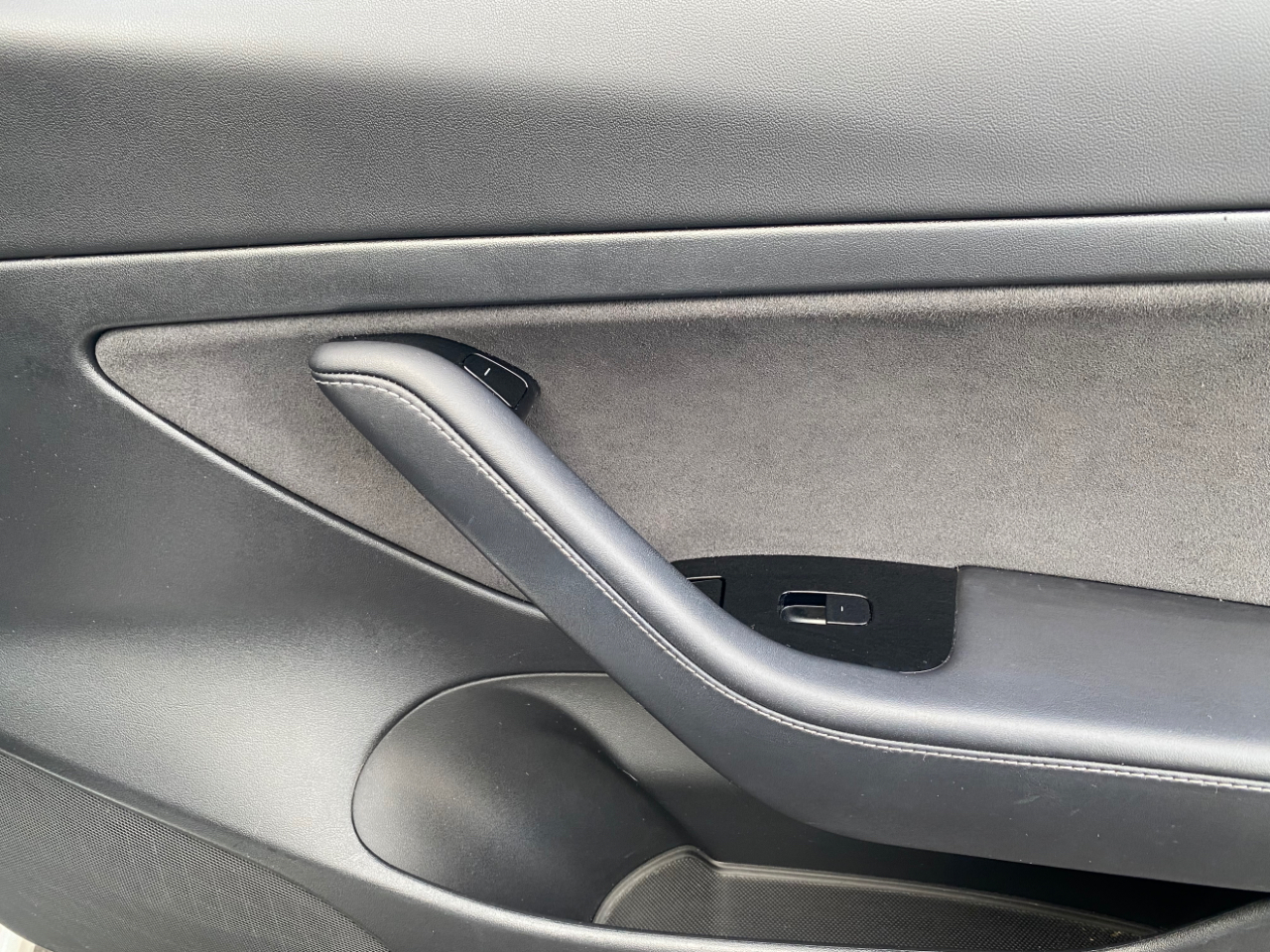 Tesla Model 3 Standard Range RWD 2020