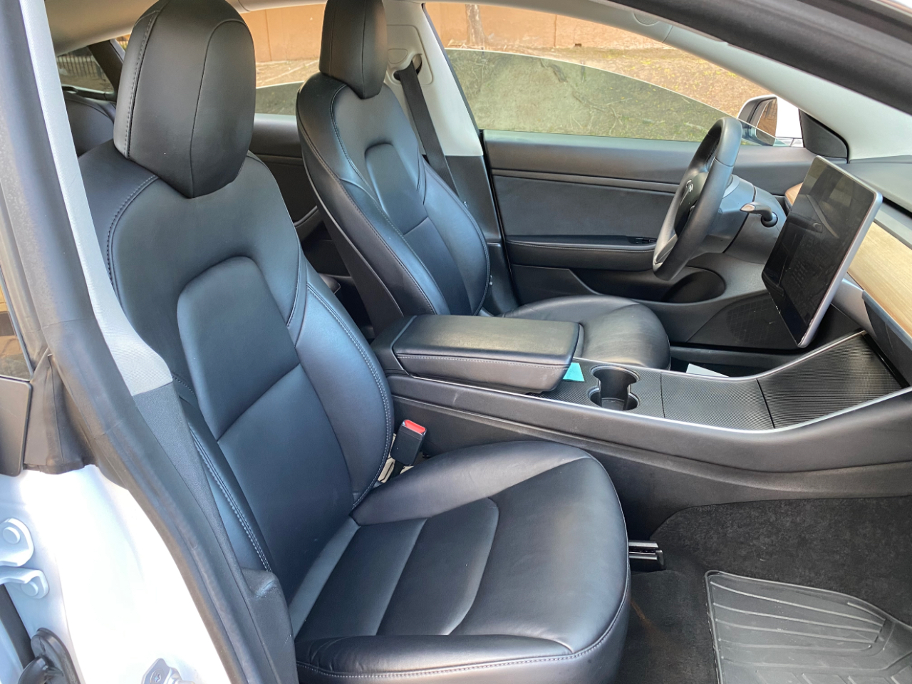 Tesla Model 3 Standard Range RWD 2020