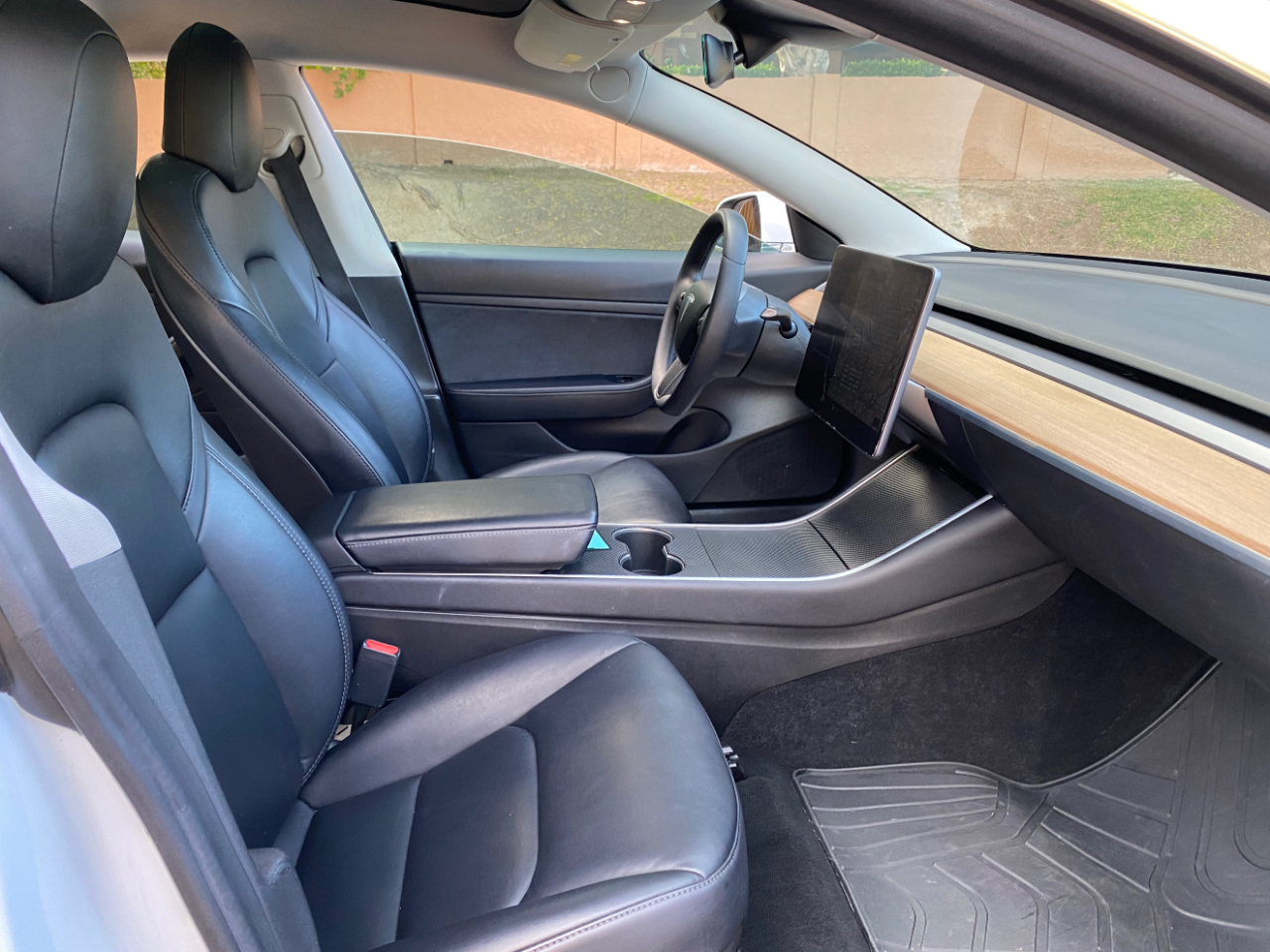 Tesla Model 3 Standard Range RWD 2020