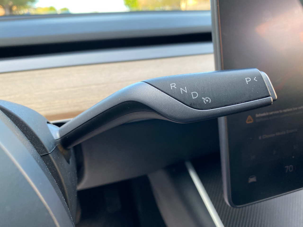 Tesla Model 3 Standard Range RWD 2020