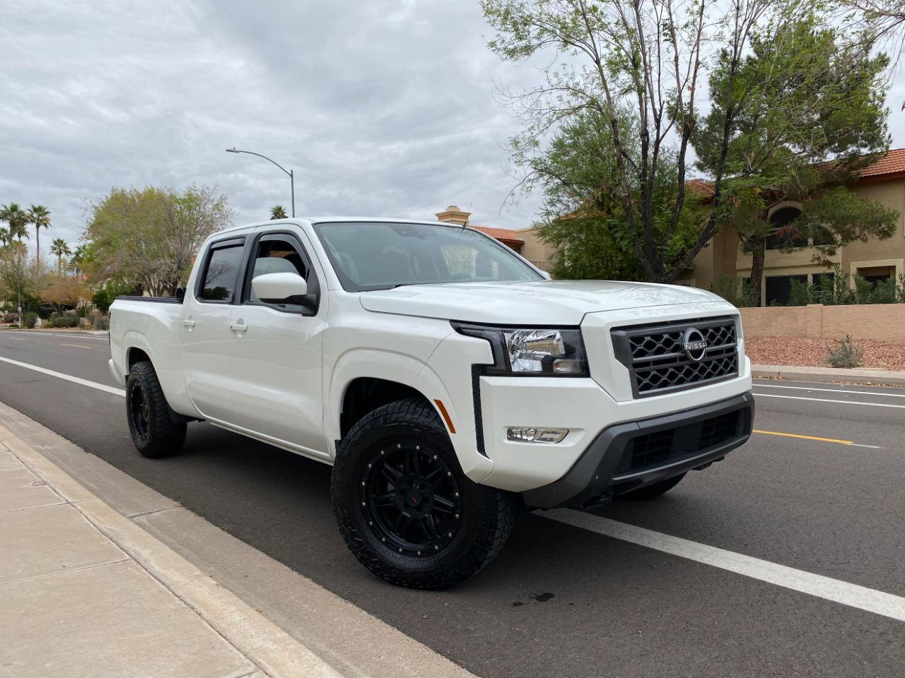 Nissan Frontier Crew Cab 4x4 SV Auto 2024